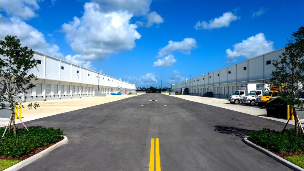 Bridge-Portfolio-BP 595 exterior garages