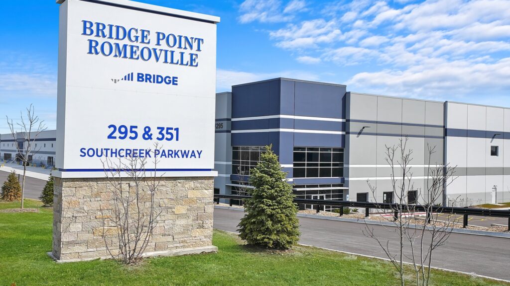 Bridge-Portfolio-BP Romeoville-01 Bridge-Portfolio-BP Romeoville exterior sign