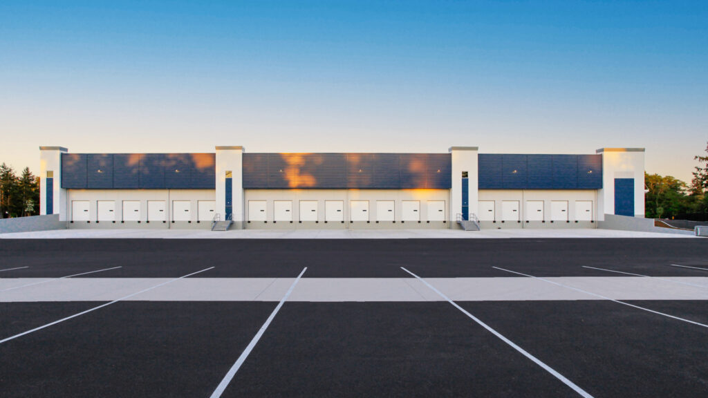 Bridge-Portfolio-BP Tacoma 120 exterior garages