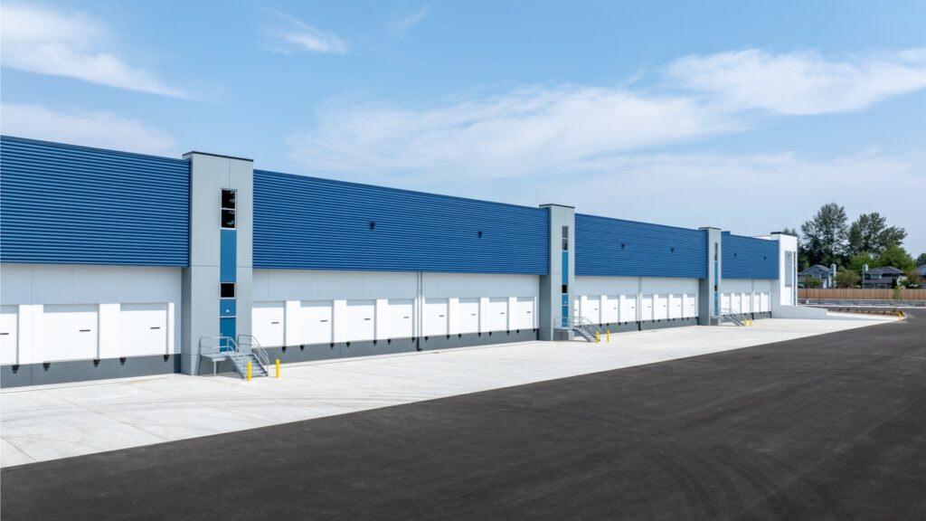 Bridge-Portfolio-BP Tacoma 210 exterior garages