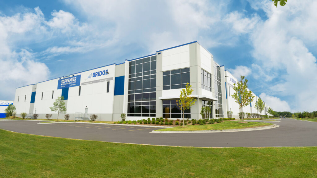 Bridge-Portfolio-Fountain Square Commerce Center exterior